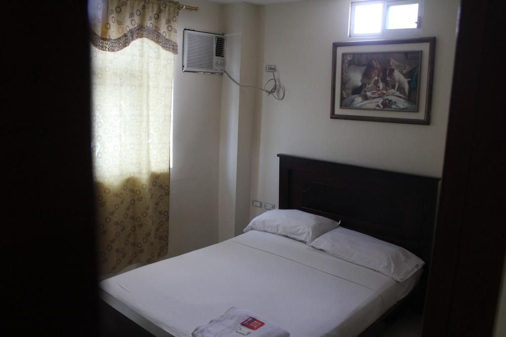 Hostal Rosa Mar Manta Ngoại thất bức ảnh